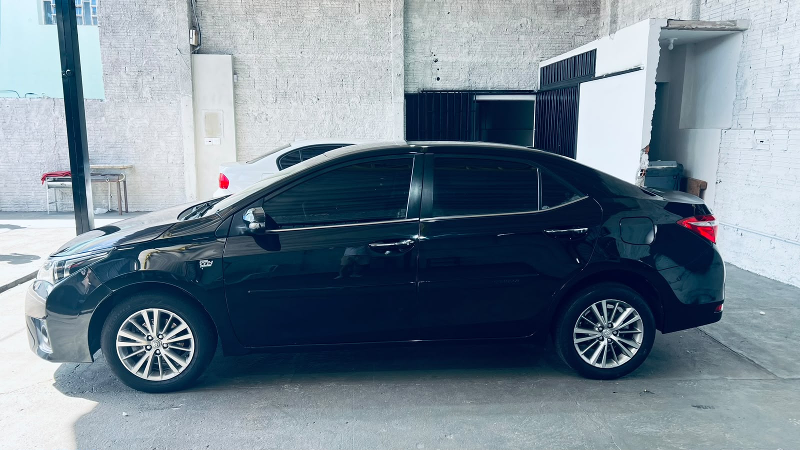 Toyota Corolla em Uberaba, foto 3