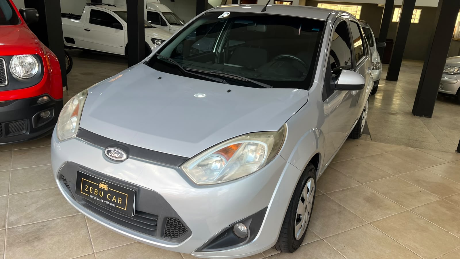 Ford Fiesta Sedan 2014 em Uberaba, foto 11