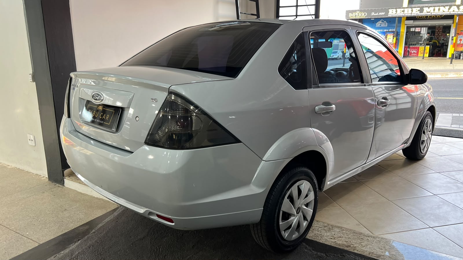 Ford Fiesta Sedan 2014 em Uberaba, foto 5