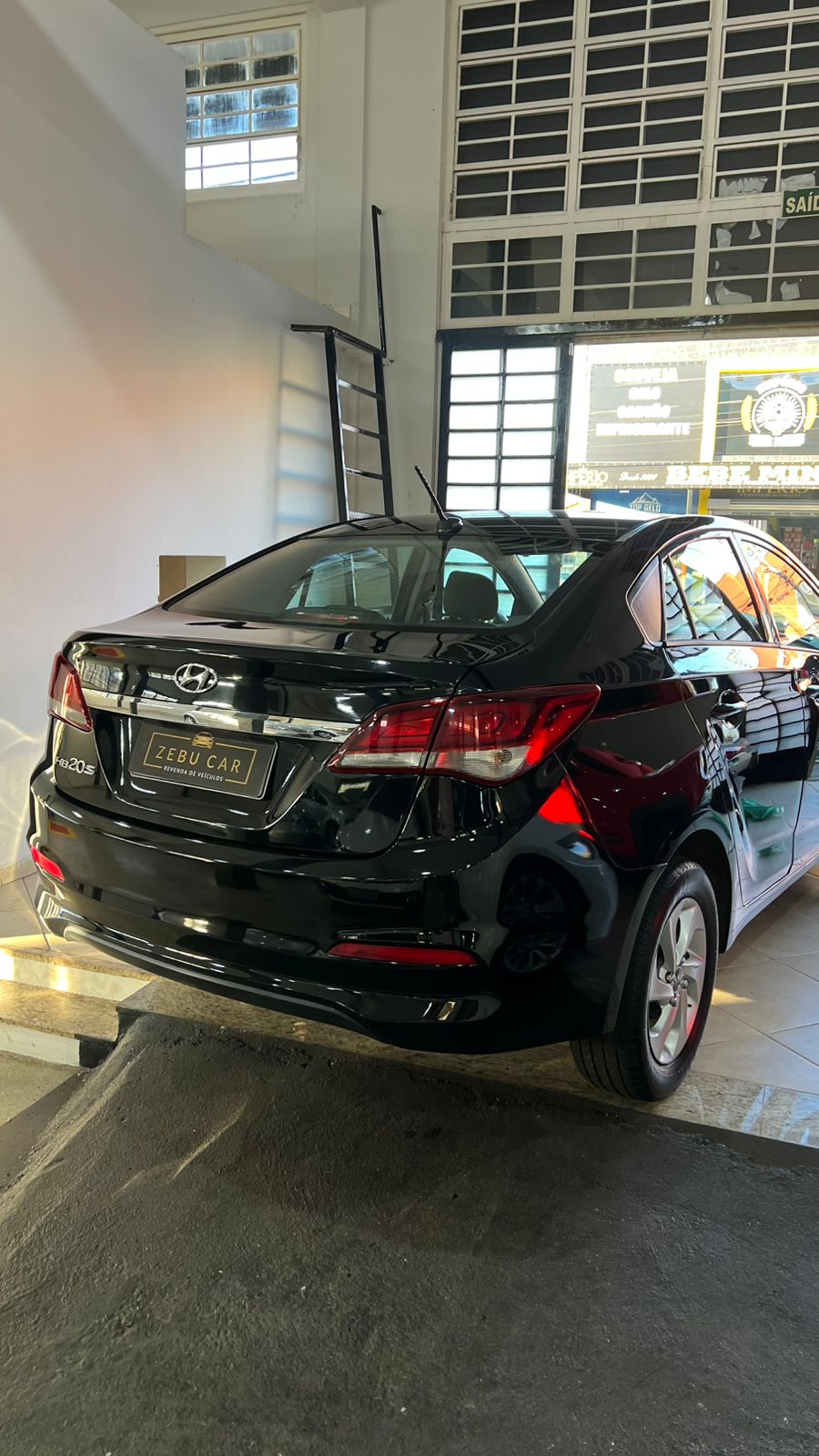 Hyundai HB20S Comfort 2019 em Uberaba