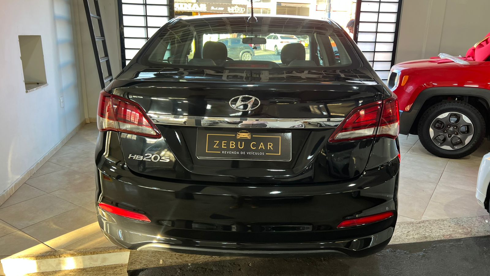 Hyundai HB20S Comfort 2019 em Uberaba, foto 2