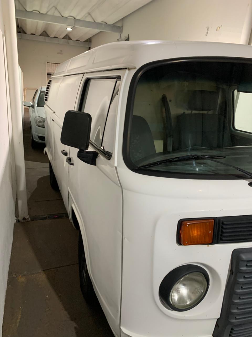 Volkswagen Kombi Furgão 2010 em Uberaba, foto 5