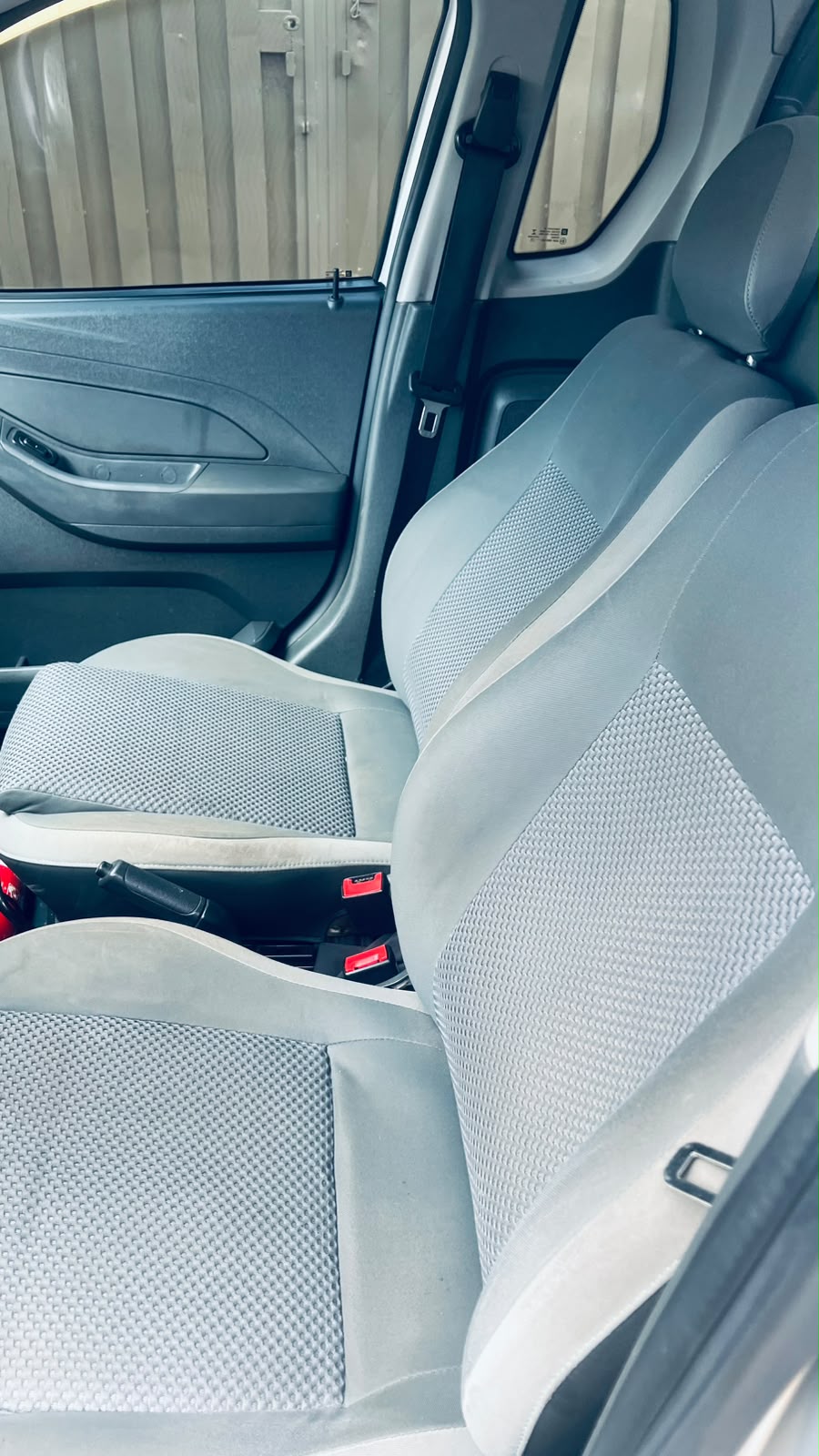 Chevrolet Montana LS 2015 em Uberaba, foto 5