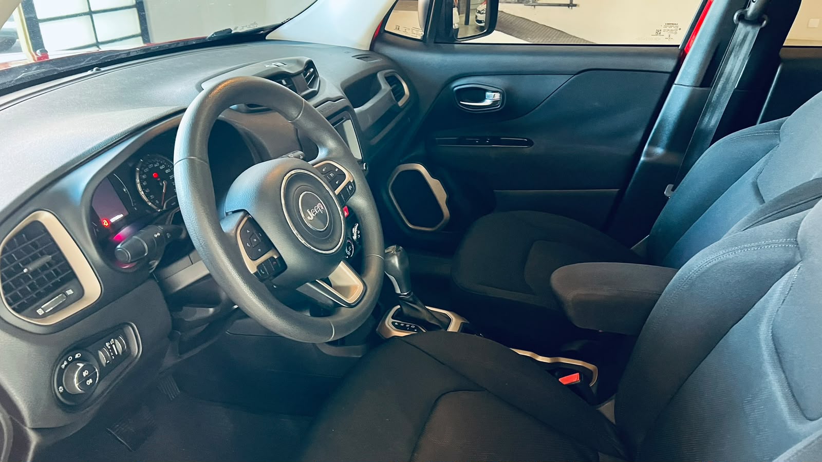Jeep Renegade Sport 2015 em Uberaba, foto 12