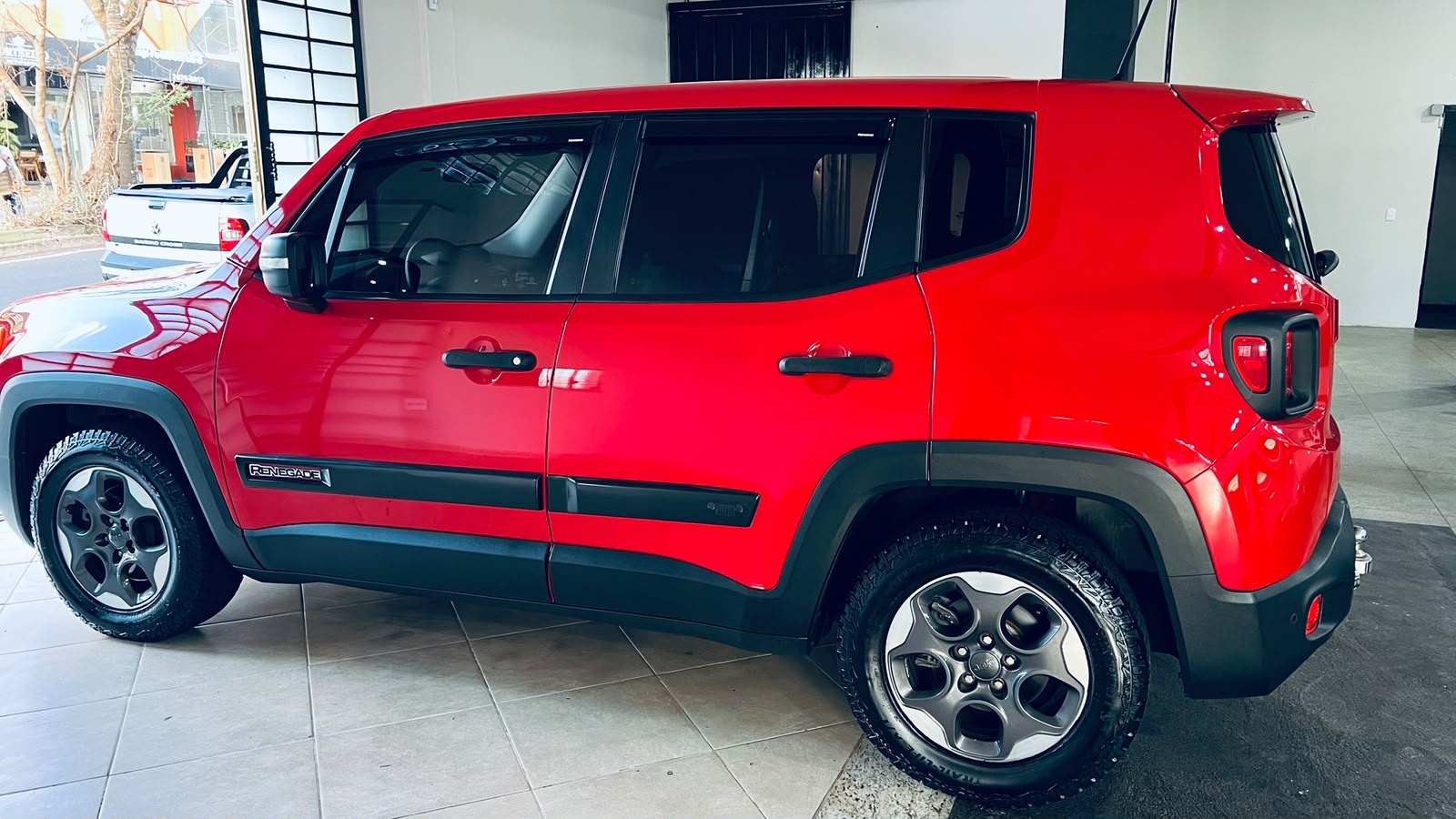 Jeep Renegade Sport 2015 em Uberaba, foto 6