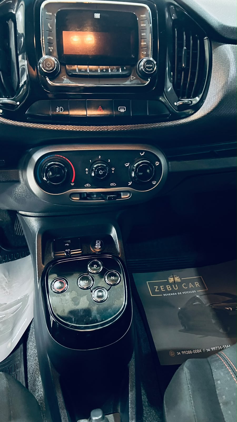 Fiat Uno Sporting 2015 em Uberaba, foto 2